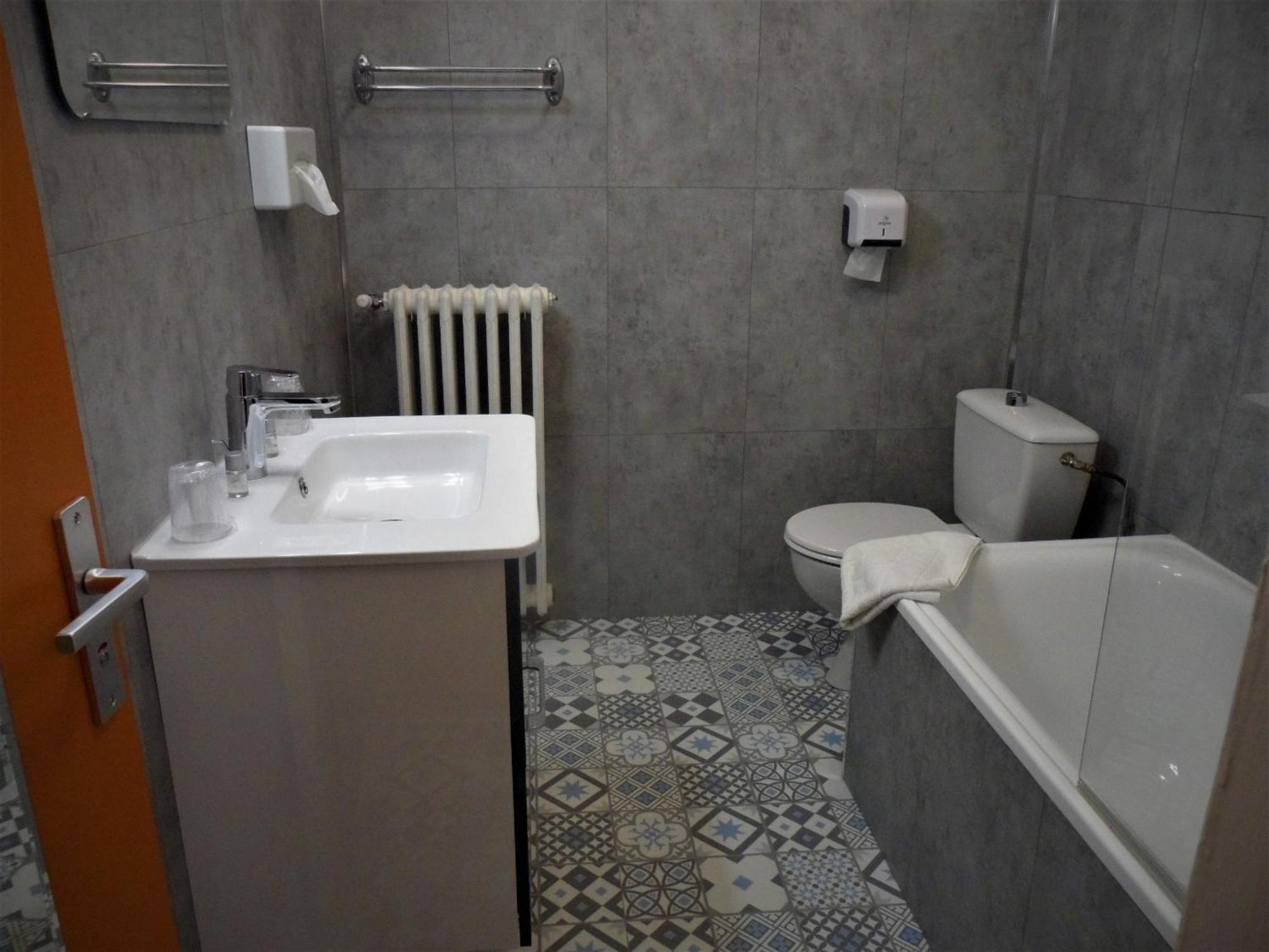 Hotel Le Petit Keriquel La Chapelle-Caro Habitación foto